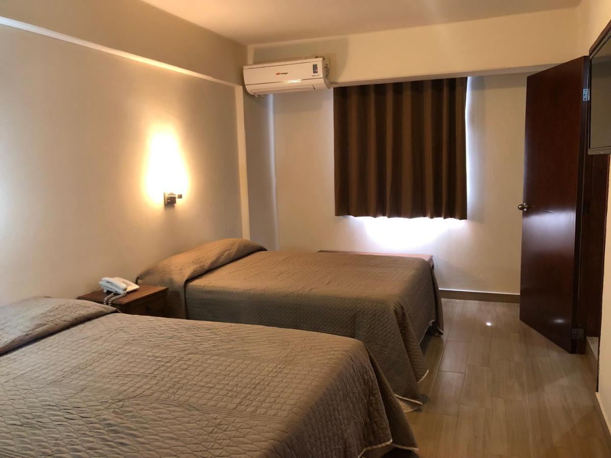 Hotel Lorena ロスモチス エクステリア 写真
